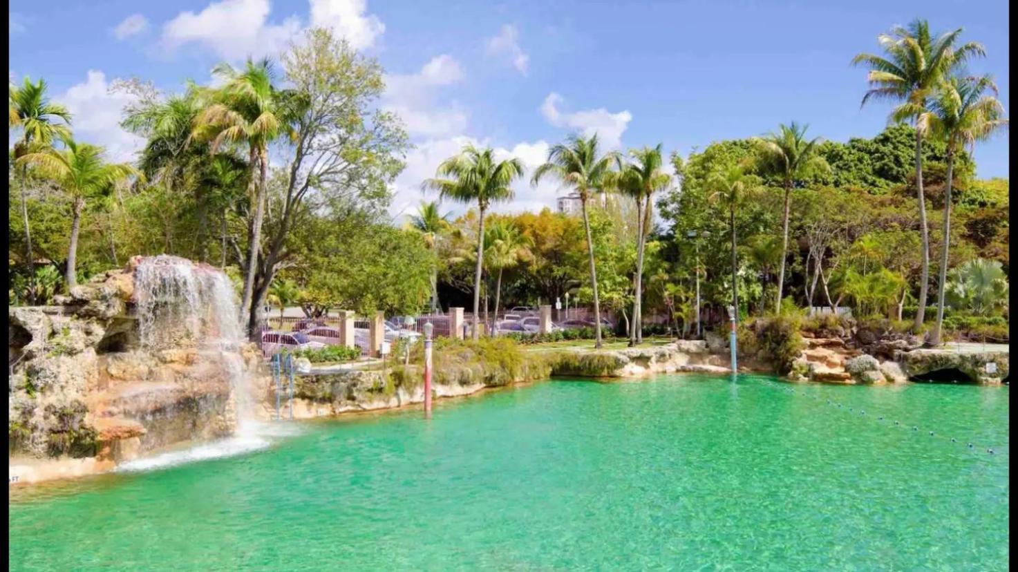 Tiny Place W Private Hot Jacuzzi 7 Min To Miami International Airport Exterior photo